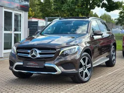 Citrinbraun metalliclack Gebraucht 2018 Mercedes GLC300 Exclusive SUV | 28.950 € (Fairer Preis)