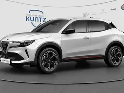 Bianco sempione Neu 2025 Alfa Romeo Junior Edizione Speciale SUV | 33.980 € (Superpreis)