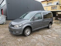 Grau Gebraucht 2011 VW Caddy Maxi Comfortline Van / Kleinbus | 6.499 € (Superpreis)