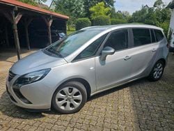 Silber Gebraucht 2016 Opel Zafira Tourer Van / Kleinbus | 8.000 € (Guter Preis)
