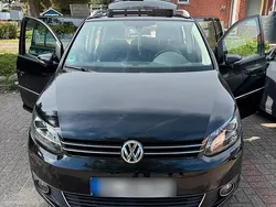Schwarz Gebraucht 2013 VW Touran Van / Kleinbus | 11.800 € (Etwas zu teuer)