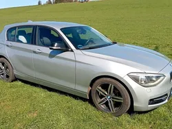 Grau Gebraucht 2012 BMW 116 Sport Line Kleinwagen | 12.400 €