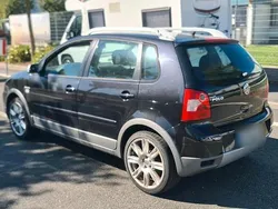 Schwarz Gebraucht 2004 VW Polo Cross Kleinwagen | 2.350 €
