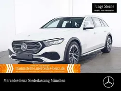 Polarweiß Gebraucht 2024 Mercedes E300 Avantgarde Kombi | 54.990 € (Guter Preis)