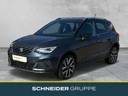 Grau Gebraucht 2025 Seat Arona FR SUV | 29.950 €