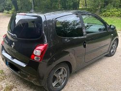 Schwarz Gebraucht 2011 Renault Twingo Kleinwagen | 3.500 €