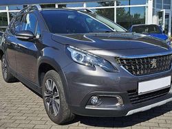Platiniumgrau Gebraucht 2019 Peugeot 2008 Allure SUV | 12.887 € (Fairer Preis)