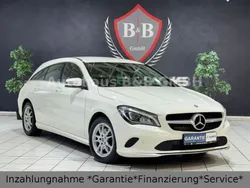 Calcitweiss unilack Gebraucht 2017 Mercedes CLA180 Limousine | 14.490 € (Fairer Preis)