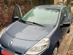 Blau Gebraucht 2009 Renault Clio Coupé | 2.450 €