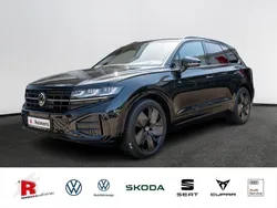 Grenadillschwarz metallic Gebraucht 2024 VW Touareg R-line SUV | 84.990 €
