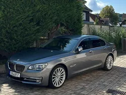 Grau Gebraucht 2015 BMW 730 Sport Line Limousine | 24.000 € (Guter Preis)