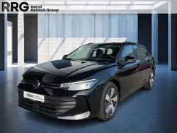 Grenadillschwarz metallic (sch Gebraucht 2024 VW Passat Kombi | 30.490 € (Fairer Preis)