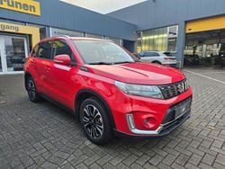 Rot Gebraucht 2022 Suzuki Vitara Comfort+ SUV | 21.470 € (Fairer Preis)
