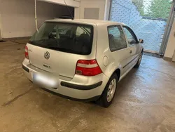Silber Gebraucht 2003 VW Golf IV Limousine | 2.400 € (Fairer Preis)