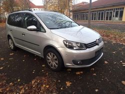 Silber Gebraucht 2014 VW Touran Van / Kleinbus | 7.900 € (Superpreis)