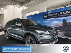 Silber metallic Gebraucht 2017 Skoda Kodiaq Scout 4x4 SUV | 25.950 € (Fairer Preis)
