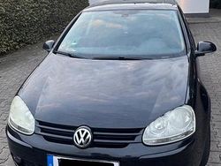 Schwarz Gebraucht 2007 VW Golf V Kleinwagen | 1.599 € (Superpreis)