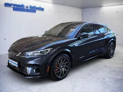 Darkmatter grey metallic / dach in schw (metallic) Gebraucht 2022 Ford Mustang Mach-E GT SUV | 47.980 € (Fairer Preis)