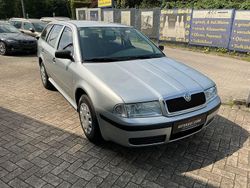 Diamantsilber met. Gebraucht 2004 Skoda Octavia Classic Kombi | 2.700 € (Fairer Preis)