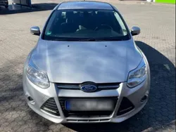 Silber Gebraucht 2014 Ford Focus Kombi | 5.800 € (Fairer Preis)