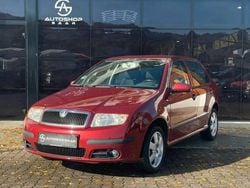 Rot Gebraucht 2005 Skoda Fabia Ambiente Kleinwagen | 1.990 € (Fairer Preis)