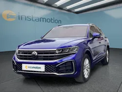 Blau Gebraucht 2024 VW Touareg SUV | 70.549 € (Teuer)