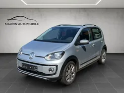 Silber Gebraucht 2014 VW cross up! Kleinwagen | 6.780 € (Fairer Preis)