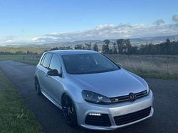 Grau Gebraucht 2011 VW Golf VI R Kleinwagen | 17.999 €