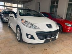 Weiß Gebraucht 2012 Peugeot 207 CC Allure Cabrio | 9.700 € (Teuer)