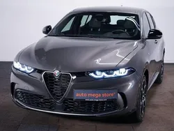 Grau Gebraucht 2023 Alfa Romeo Tonale Ti SUV | 24.999 € (Guter Preis)