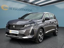 Grau Gebraucht 2023 Peugeot 5008 Allure Van / Kleinbus | 30.649 € (Fairer Preis)