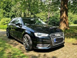 Schwarz Gebraucht 2014 Audi A3 Attraction Limousine | 13.800 € (Fairer Preis)