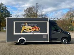 Grau Gebraucht 2022 Renault Master | 71.399 €