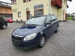 Blau Gebraucht 2011 Skoda Fabia Cool Edition Kombi | 1.650 € (Superpreis)
