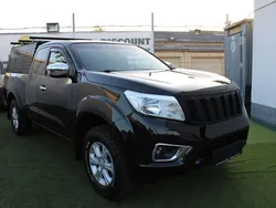 Schwarz (metallic) Gebraucht 2016 Nissan Navara Acenta Abholung | 19.999 € (Fairer Preis)