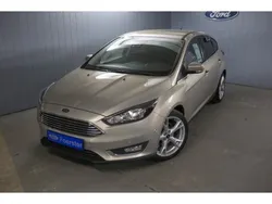 Beige Gebraucht 2015 Ford Focus Titanium Limousine | 6.801 € (Guter Preis)