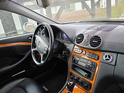 Grau Gebraucht 2004 Mercedes CLK200 Avantgarde Coupé | 8.100 € (Fairer Preis)