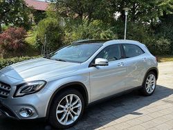 Silber Gebraucht 2018 Mercedes GLA180 Urban SUV | 18.200 € (Fairer Preis)