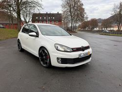 Weiß Gebraucht 2011 VW Golf GTI Limousine | 7.700 €