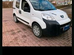 Weiß Gebraucht 2014 Peugeot Bipper Van / Kleinbus | 6.150 € (Etwas zu teuer)
