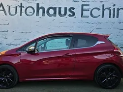 Rot Gebraucht 2012 Peugeot 208 Allure Kleinwagen | 8.750 €