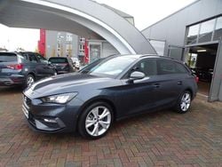 Grau Gebraucht 2025 Seat Leon FR Kombi | 29.750 € (Fairer Preis)