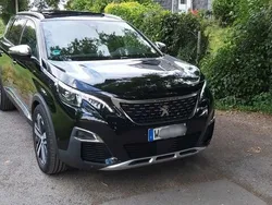 Schwarz Gebraucht 2018 Peugeot 5008 GT Van / Kleinbus | 21.000 € (Fairer Preis)