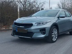 Grau Gebraucht 2020 Kia XCeed Vision SUV | 19.500 € (Guter Preis)