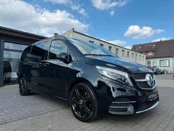 Schwarz Gebraucht 2019 Mercedes V250 AMG Van / Kleinbus | 44.990 € (Guter Preis)