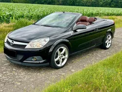 Schwarz Gebraucht 2008 Opel Astra Cabriolet Cabrio | 2.999 € (Fairer Preis)
