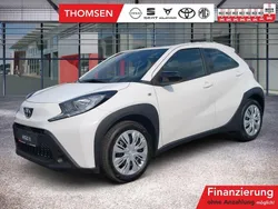 Schneewei Gebraucht 2024 Toyota Aygo Business Edition Kleinwagen | 14.885 € (Fairer Preis)