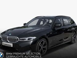 Saphirschwarz metallic Gebraucht 2023 BMW 318 Performance Kombi | 33.690 € (Etwas zu teuer)