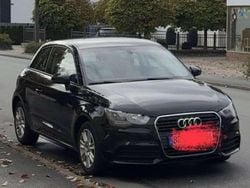 Schwarz Gebraucht 2011 Audi A1 Attraction Kleinwagen | 4.600 € (Guter Preis)