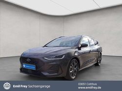 Grau Gebraucht 2024 Ford Focus ST-Line X Kombi | 25.440 € (Fairer Preis)